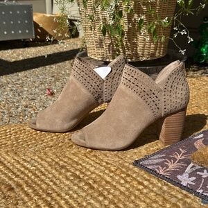 Antonio Melani Ankle Boots